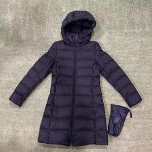 Uniqlo WOMEN ULTRA LIGHT DOWN HOODED COAT. 100% authentic Uniqlo brand.